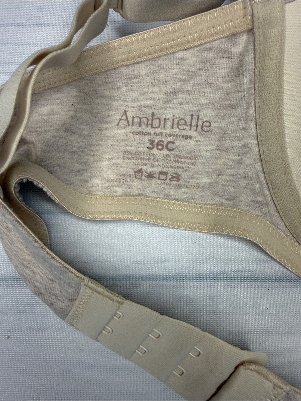 Ambrielle Beige Padded Underwire Convertible Bra 36C - Picture 3 of 5
